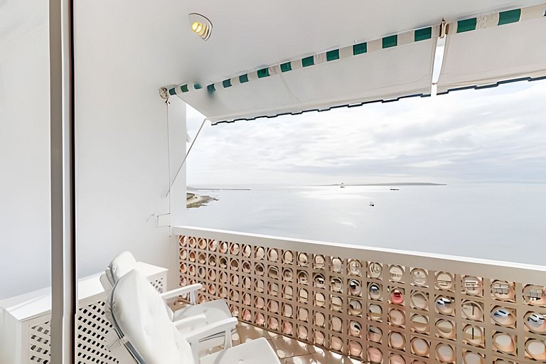 Oceana Suites Vanguardia, vista al mar