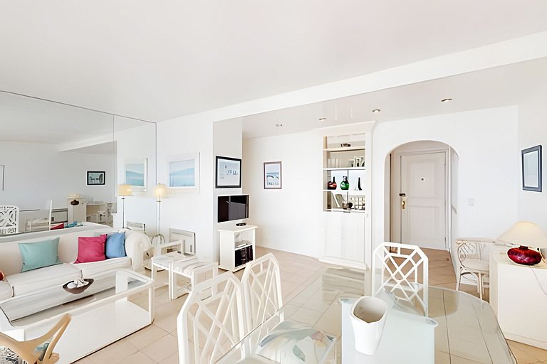 Oceana Suites Vanguardia, vista al mar