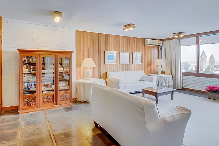 Oceana Suites Vanguardia, vista al mar