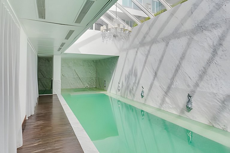 Oceana Suites Yoo, piscina climatizada