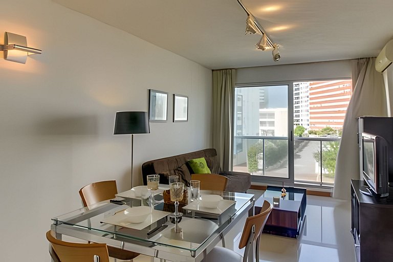 Oceana Suites The Point