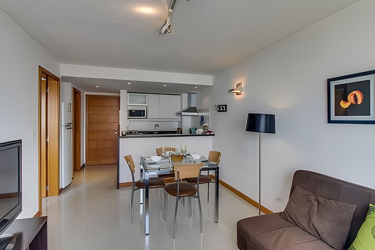 Oceana Suites The Point