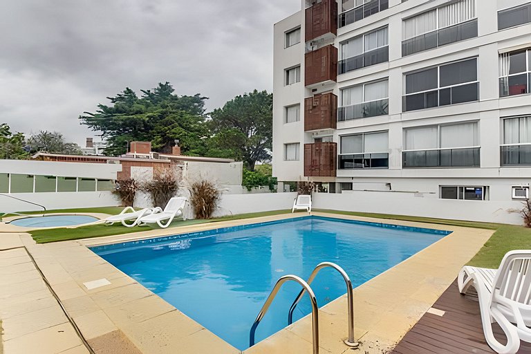 Oceana Suites The Point