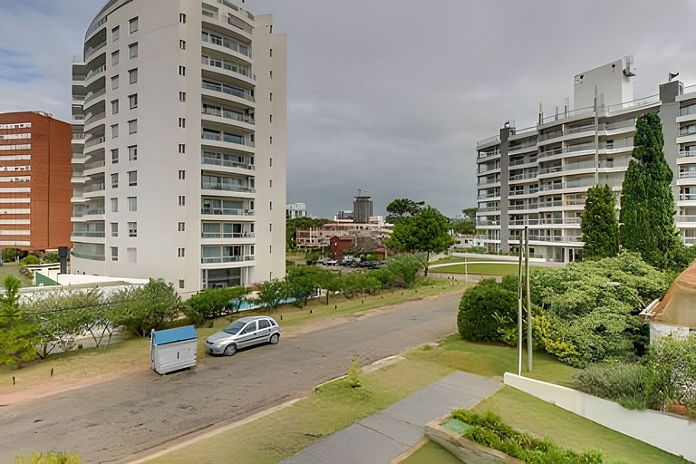 Oceana Suites The Point
