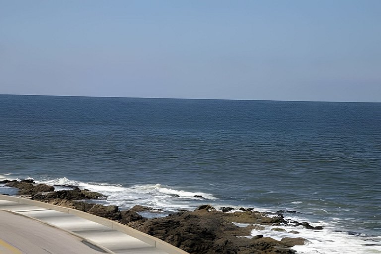 Oceana Suites en L'Hirondelle, vista al mar