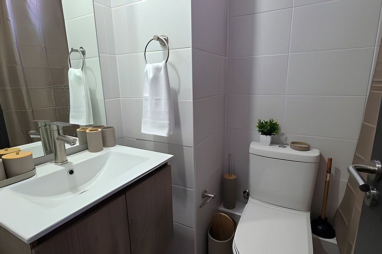 Oceana Suites La Florida Froilan Roa