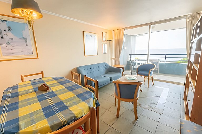 CLVAVIEV-107 · Oceana Suites Eurovista