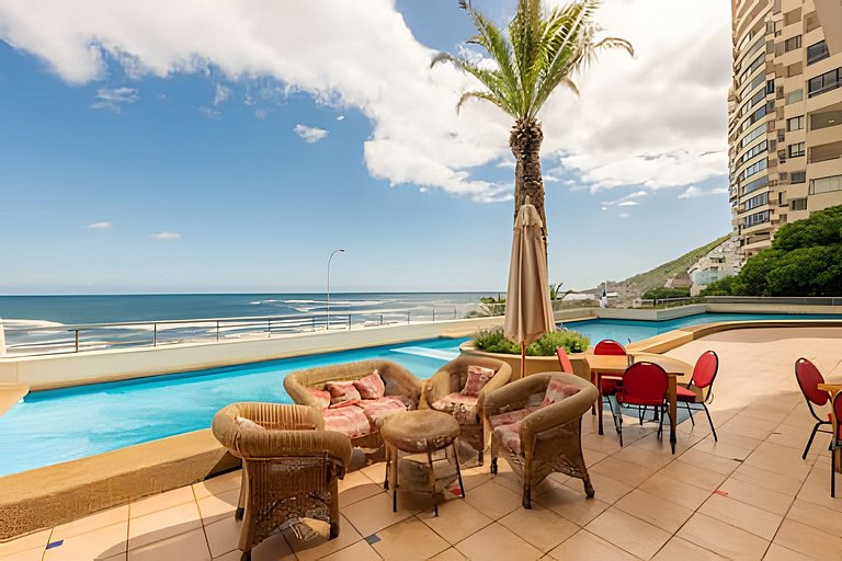 CLVAVIEV-107 · Oceana Suites Eurovista
