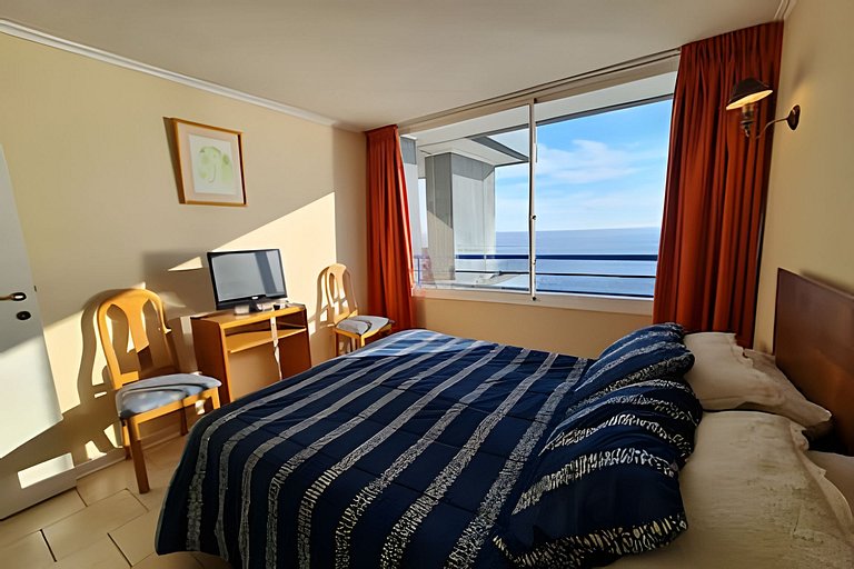 CLVAVIEV-107 · Oceana Suites Eurovista