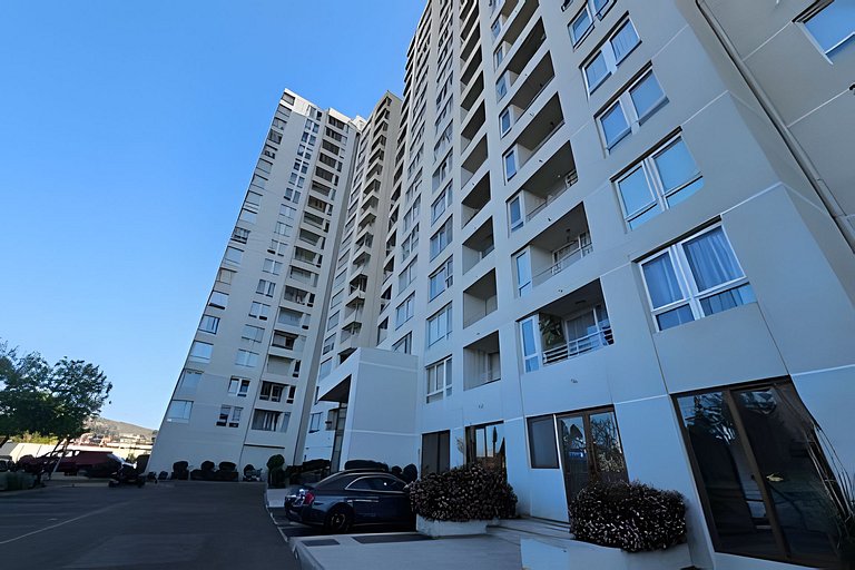 Oceana Suites Marina del Sol