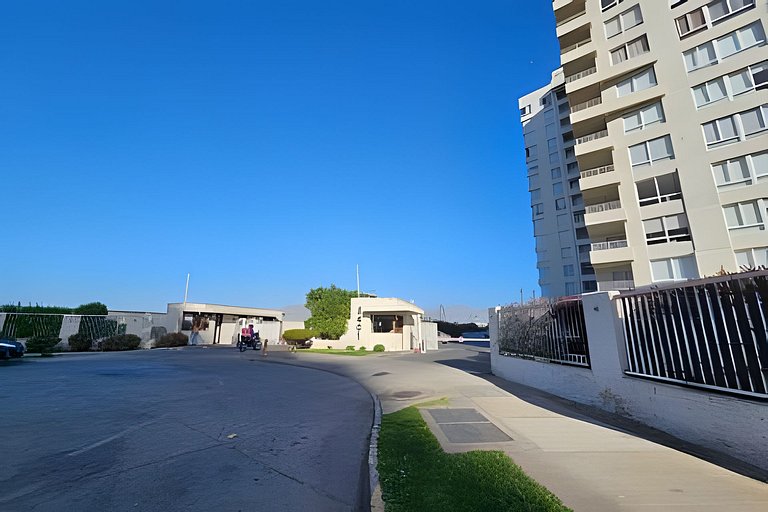 Oceana Suites Marina del Sol